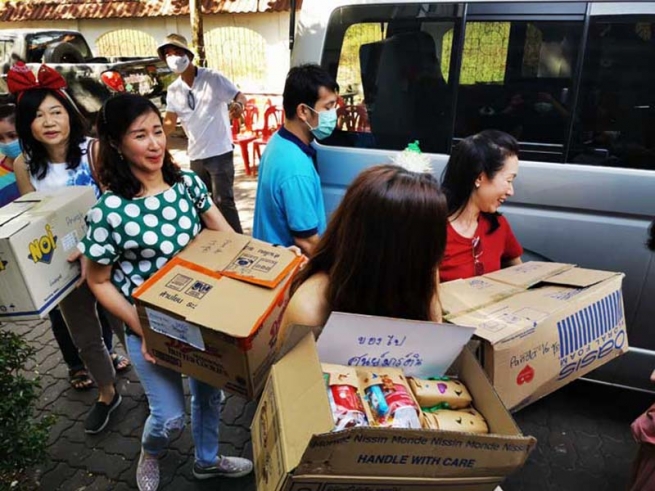 Thaïlande - Partager la joie de Noël en période de pandémie