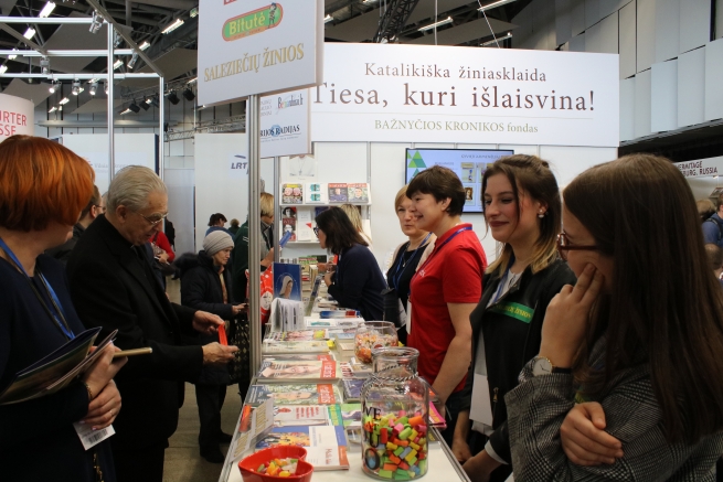 Lituania – La presenza salesiana alla Fiera Internazionale del Libro