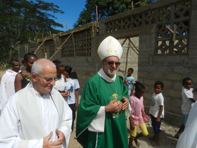 Madagascar - Educación y evangelización: la presencia misionera salesiana en el suroeste del país