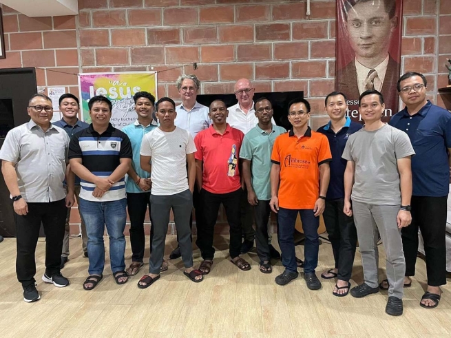 Philippines – Brother Jean Paul Muller visits Salesian Brothers Formation House