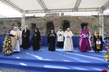 Italie - Le Pape François à la Prière pour la paix « démilitariser le cœur de l'homme »