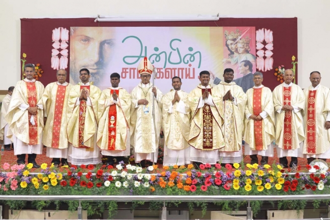 India – Cinque salesiani ordinati sacerdoti