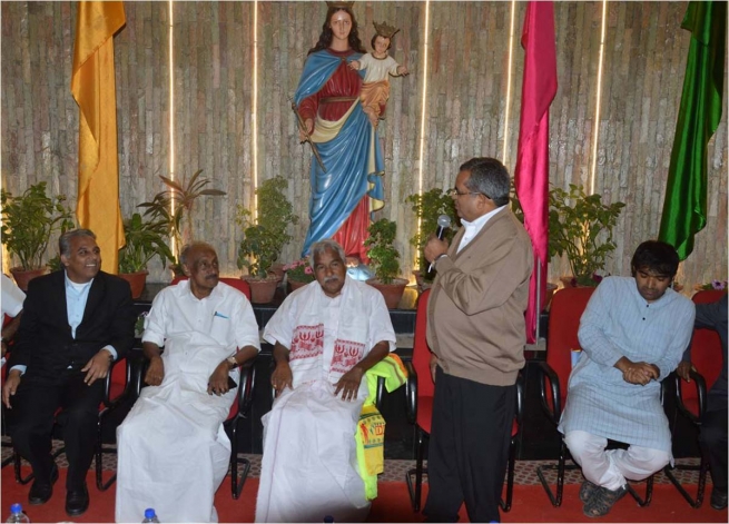 India – L’ex Primo Ministro del Kerala visita il Don Bosco Institute di Guwahati