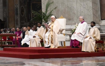 Vatican – Pope urges Consecrated men and women to make room for God’s action