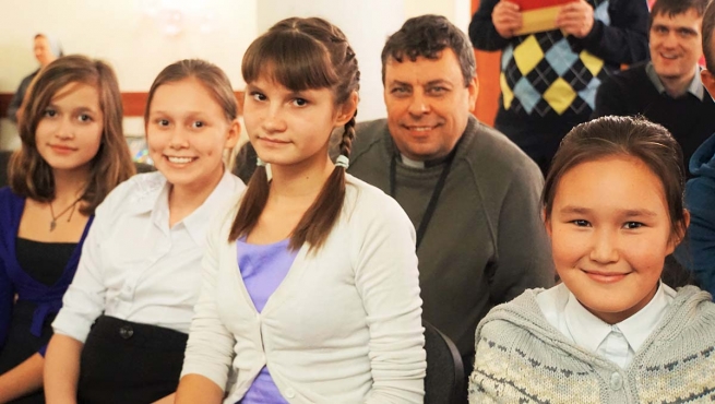 Rússia – Salesianos educam oferecendo valores cristãos