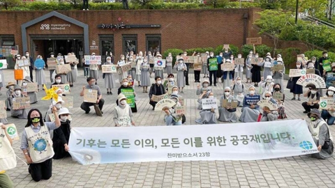 Corea del Sur – La Familia Salesiana en las calles de Seúl