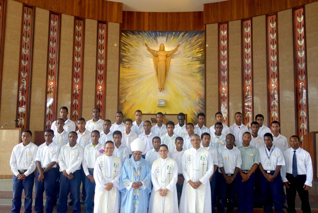 Papua New Guinea Baptisms and Confirmations on the feast of Mary Help of Christians Papua New Guinea Baptisms and Confirmations on the feast of Mary Help of Christians