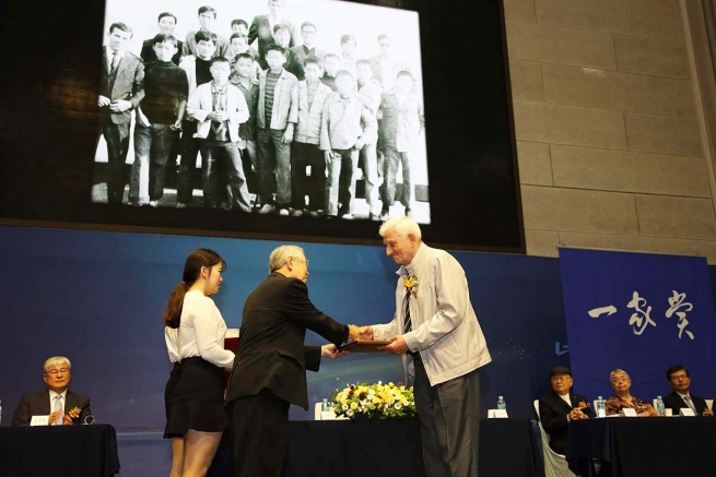 South Korea - Salesian brother Marino Bois receives prestigious award