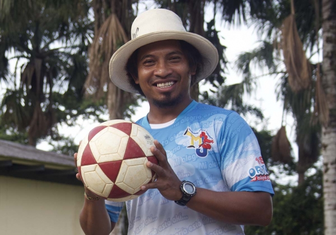 Equateur – Salésien et footballeur : la combinaison pour atteindre les jeunes de l’Amazonie