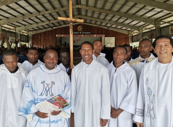 Papua New Guinea - End of celebrations for month of Mary