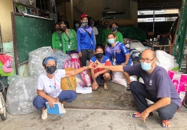 Filippine – La Parrocchia di Sant’Ildefonso di Makati combatte l’uso della plastica