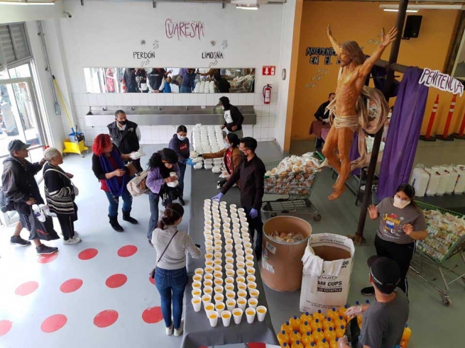 Mexico – Salesian Refectory "Padre Chava", its doors open in this time of Covid-19: "We take care of the most vulnerable people"