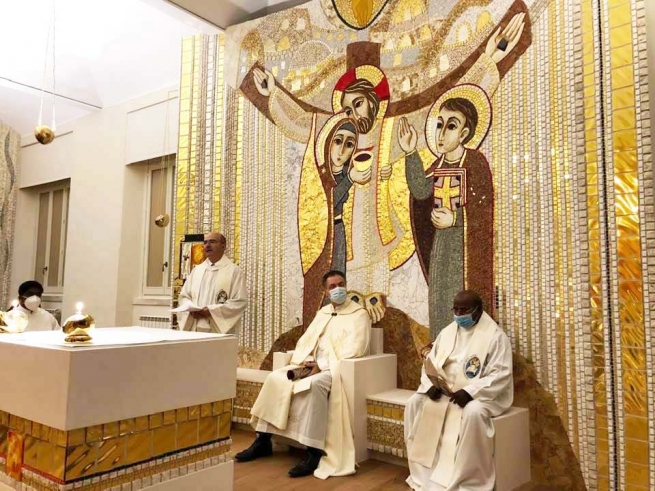 Italy - Rector Major inaugurates renovated Salesian chapel in Testaccio