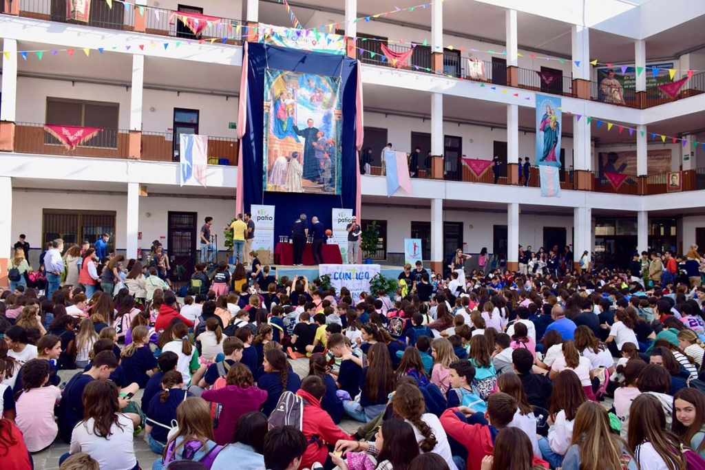 Spagna – Oltre 2.500 giovani si incontrano a Siviglia per promuovere lo spazio educativo nel tempo libero