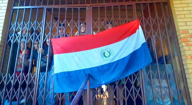 Paraguay ­– “Queremos formarnos, pero nos mutilan el futuro, matan nuestros sueños”: Protestas de alumnos y padres de familia