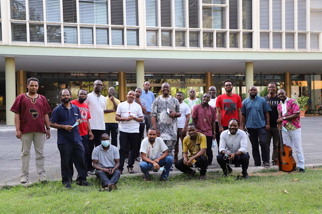 Italy - Councilor for Africa-Madagascar Region meets African Salesians present at UPS