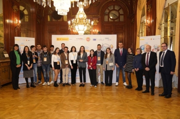 Spain - Salesian students awarded for cybersecurity project in the presence of Queen Letizia