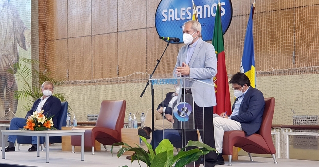 Portugal – La Visita Extraordinaria lleva esperanza a las comunidades de Setúbal y Estoril