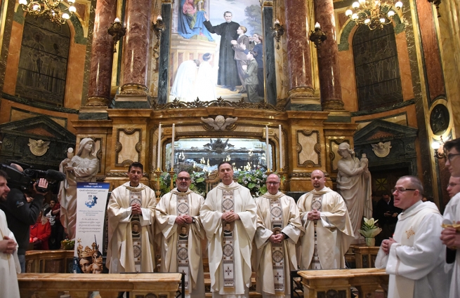 Italia – “En el fondo, siguen siendo jóvenes en busca del sentido de la vida y esperanza en el futuro”: Fiesta de Don Bosco en Valdocco