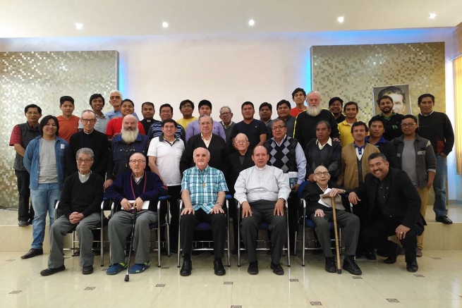 Bolívia - Visita Extraordinária do Padre Timothy Ploch