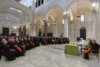Italy - Pope Francis concludes meeting of "Mediterranean frontier of peace" bishops
