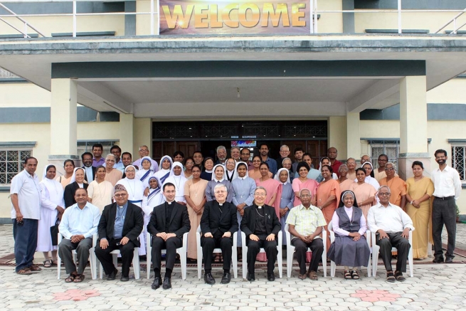 Nepal – Il Nunzio Apostolico in Nepal visita per la prima volta la casa salesiana di Kathmandu