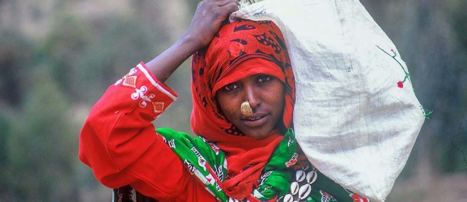 Eritrea – “Food for Work”: many trees for Women's Day