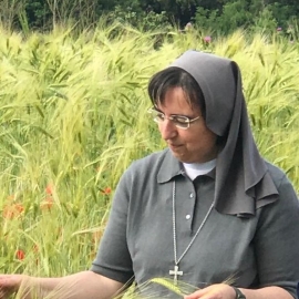 Italia &ndash; La vera sfida dell&rsquo;economia post-Covid-19: ne parla suor Smerilli, FMA