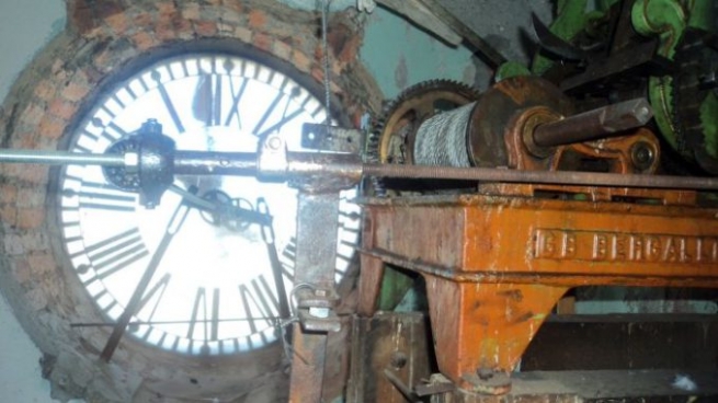 Italia – Il tempo al di là dell’Oceano – storia di un orologio da torre “Bergallo” dall’Italia alla Patagonia