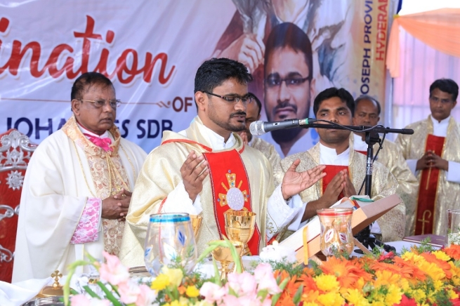 India – Ordinazione sacerdotale del salesiano Dasari Johannes