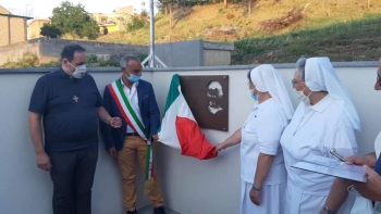 Italia – A los pies del volcán Etna, inauguran el parque urbano “Don Bosco”