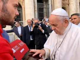 Italia – IUSVE: Papa Francesco lancia “Xmas Facts” e partono due nuovi corsi “social”