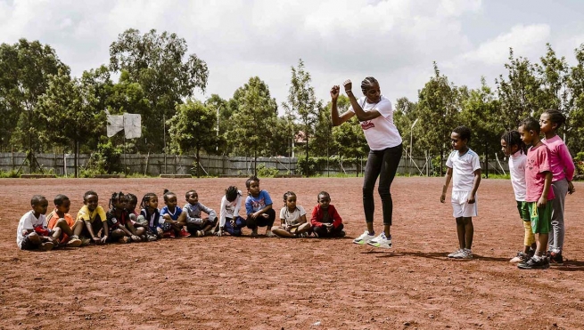 Etiópia - Solidariedade e esporte, o vínculo de Fiona May com as missões