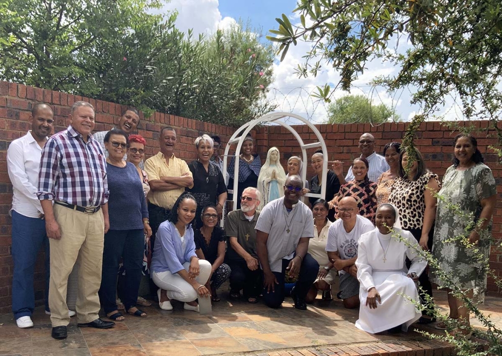 South Africa Fr. Alphonse Owoudou meets Salesian Family of Ennerdale