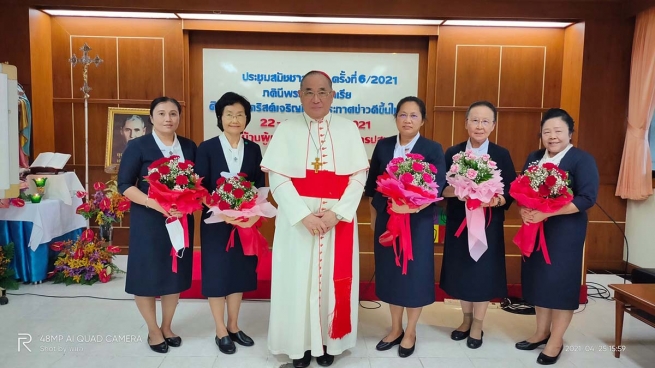 Tailandia – "Discípulos de Cristo - Nuevos evangelizadores vivientes": VI Capítulo General de las Hermanas de la Realeza de María