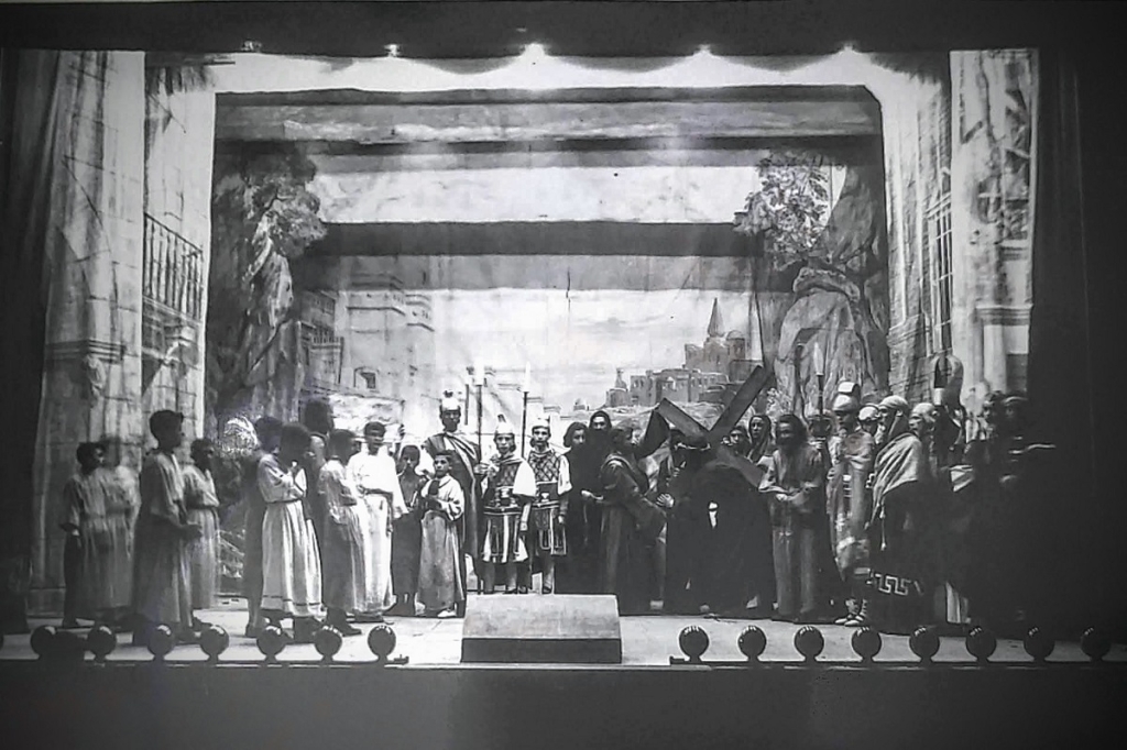 España - Representación teatral en Atocha