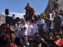 Perú – Celebración del Corpus Christi en el Colegio Salesiano del Cusco