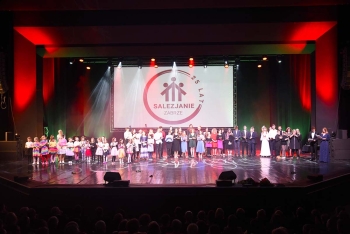 Polonia – 25° aniversario de la Escuela Salesiana de Zabrze