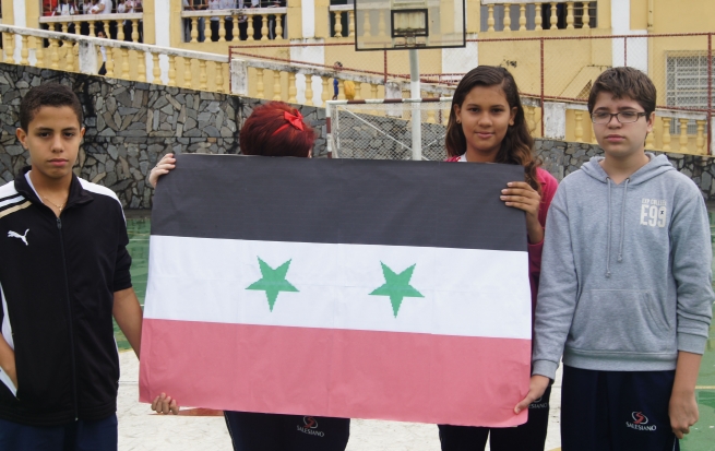 Włochy – Salezjanie współpracownicy przyjmują rodzinę syryjskich uchodźców