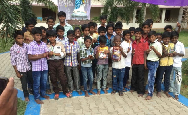 India – Una casa più accogliente per i giovani bisognosi della “Don Bosco Care Home”