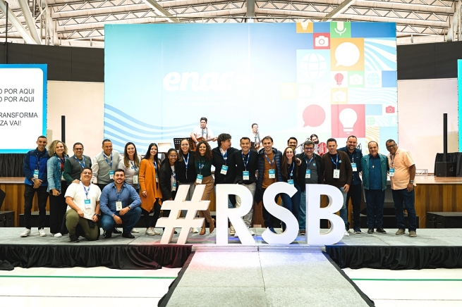 Brasil – ENAC 2025: Encontro tem início com espiritualidade, escuta e reflexão sobre o papel carismático da comunicação