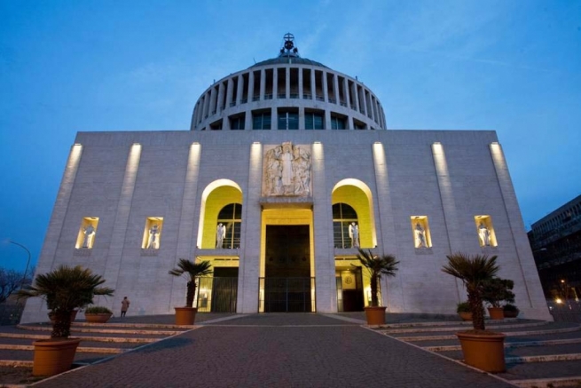 Italia – Tempio Don Bosco, restaurato l’imponente mosaico della Basilica