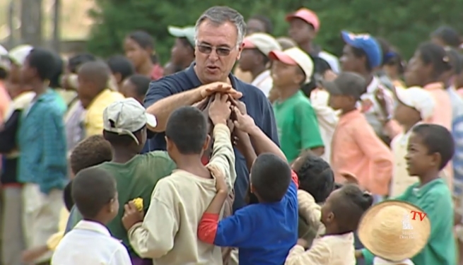 Mauritius - Fr Maurizio Rossi calls attention to a disaster that everyone ignores