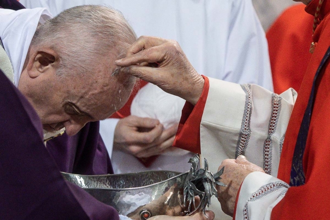 Italia - El Papa Francisco el miércoles de Cenizas: “"No pulvericemos la esperanza, no incineremos el sueño que Dios”