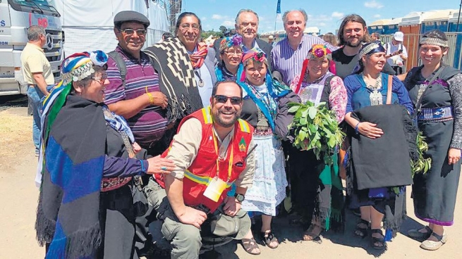 Chile – Un breve encuentro del Papa con Juan Namuncurá consanguíneo de Ceferino