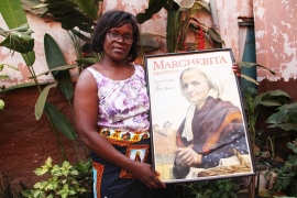 Angola – Berta, la Mamá Margarita de Angola: “Quiero desgastarme dándome a los demás”