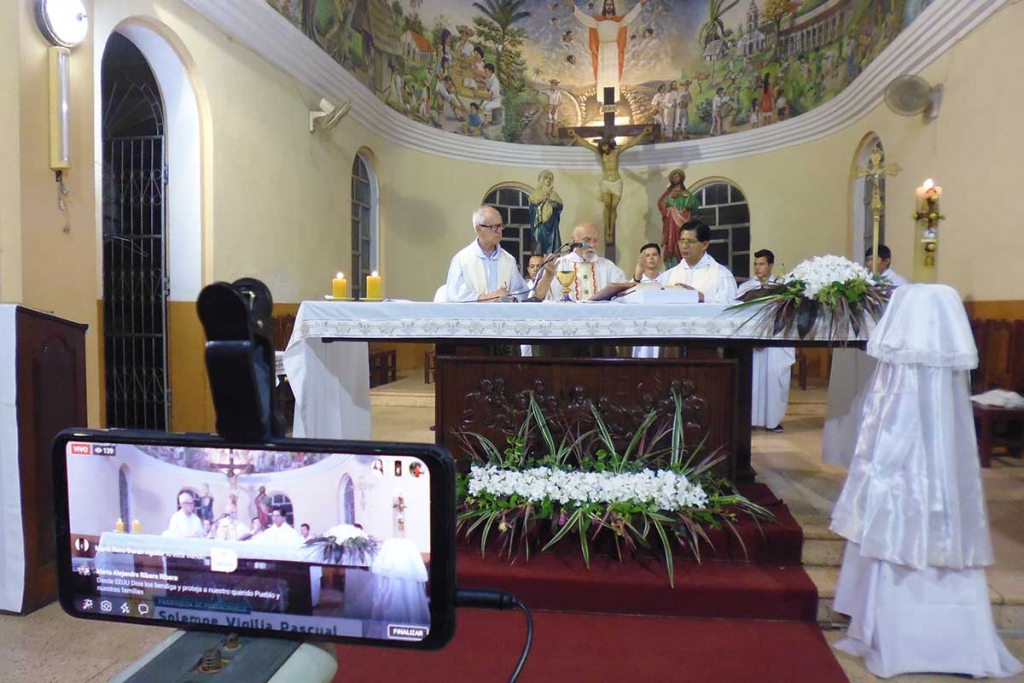 Bolivia - Live broadcasting of Eucharist, experience in Bolivia and Latin America