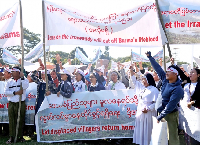 Myanmar - Card. Bo, SDB, defending population threatened by Myitsone Dam