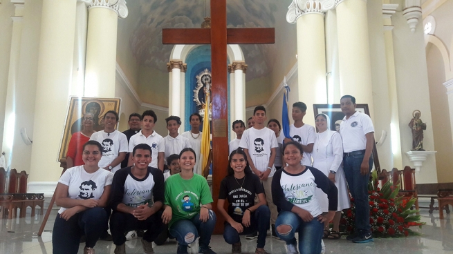 Nicarágua – Os símbolos da JMJ chegam a Granada