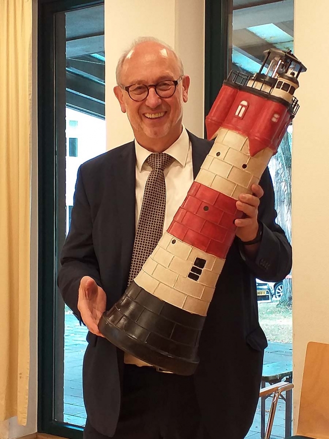 Germany – Farewell to Hans-Jürgen Dörrich: a lighthouse ends his service